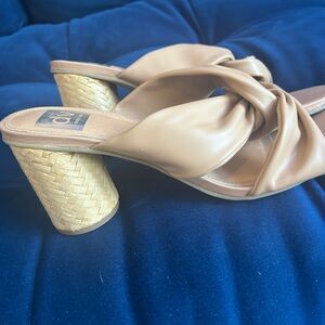 DV Sandals